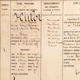 Premire fiche dcrou de la maison darrt de Sedan (1/2), 1874 (cote : 2Y 38)