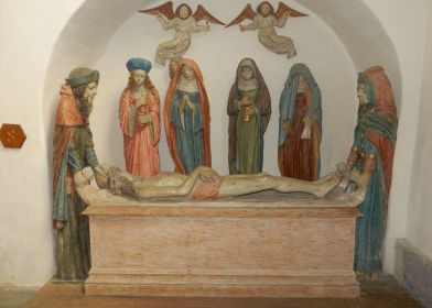 Mise au tombeau, XVe-XVIe siècles, collégiale Saint-Ermel de Vireux-Molhain, classée en 1961